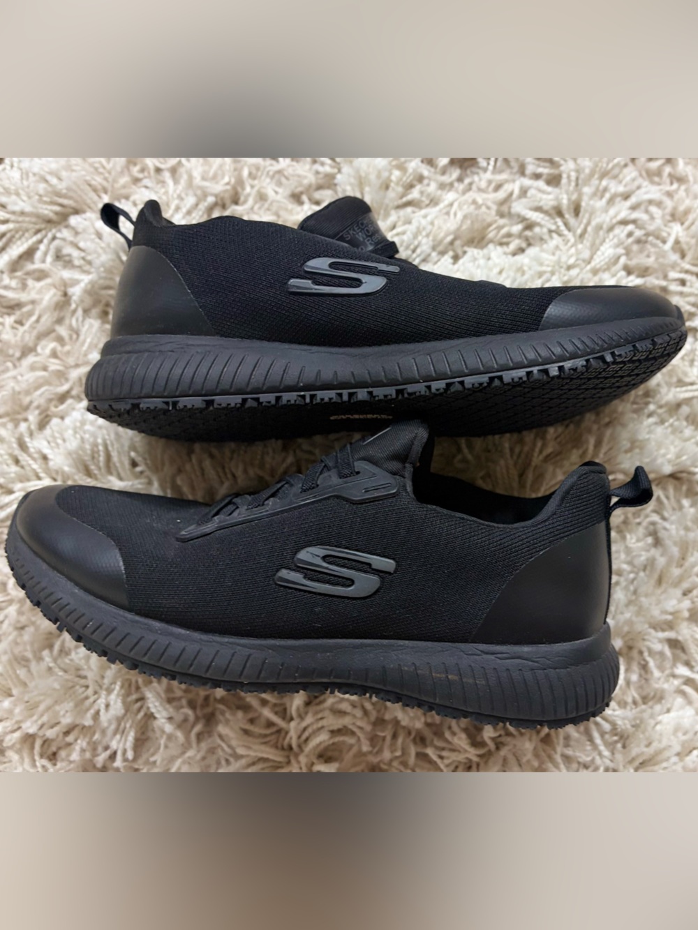 Skechers Black Slip-Resistant WORKPLACE SAFETY CERTIFIED